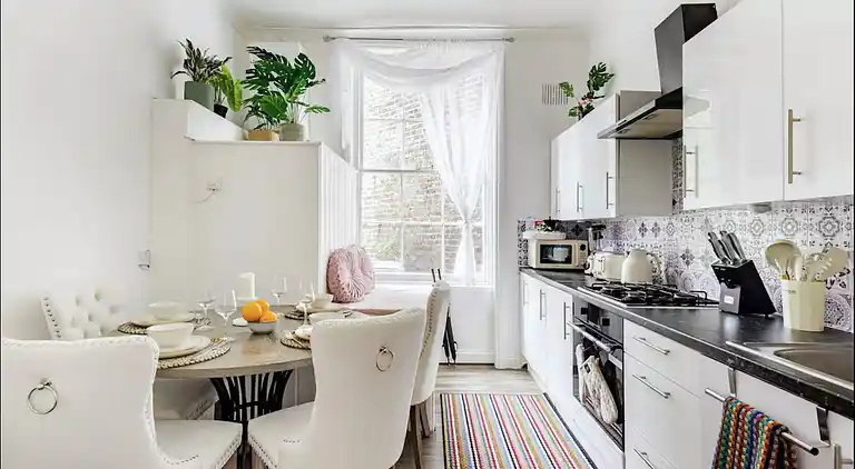 Spacious Apartment with Terrace – King’s Cross