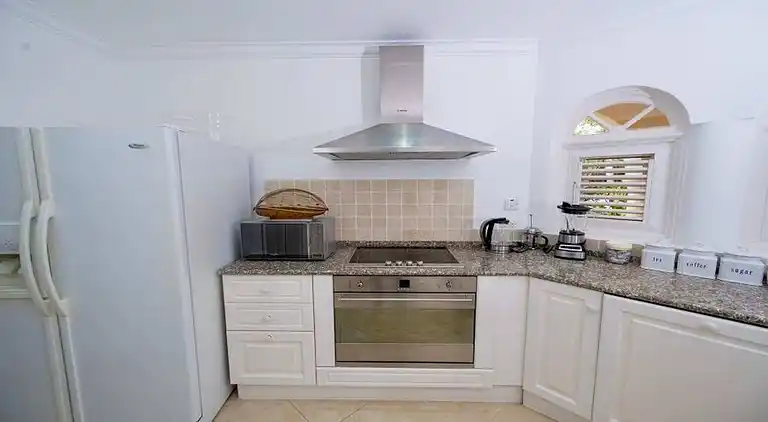 Sugar Breeze #B106 - 2bd By ZenBreak