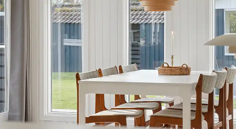 Roligt feriehus med anneks og skønne udearealer