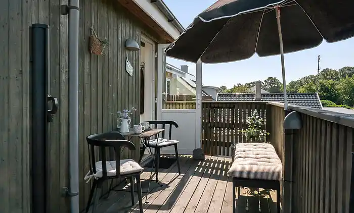 Smuk indrettet 2 værelses lejlighed med havudsigt