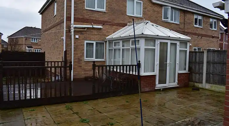 Charming Liverpool Home with gardens and parking