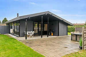 Hyggeligt sommerhus i Marielyst