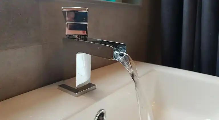 Charming Liverpool Home with gardens and parking