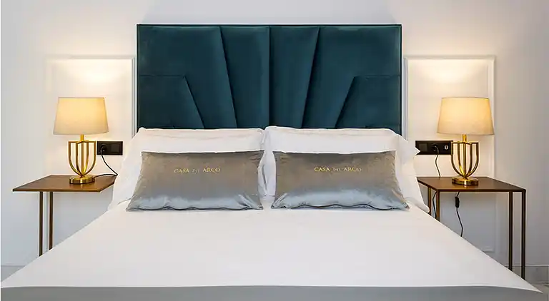 Apartamentos Casa del Arco de 2 a 6 personas