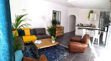 Beautifully bright apartment in Old Town St Tropez