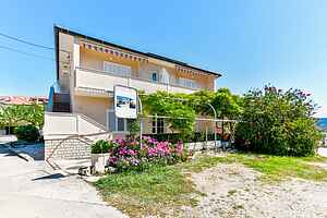 1-Zimmer-Ferienwohnung mit Balkon und Meerblick Supetarska