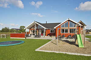 Poolhaus am Strand mit Spa & Aktivitäten