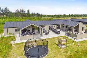Luksussommerhus med plads til hele familien i Ålbæk 