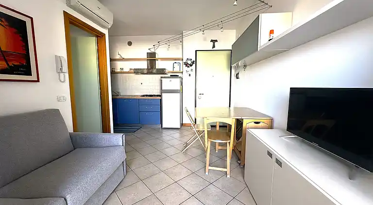 Bibione apartment with pool and solarium access