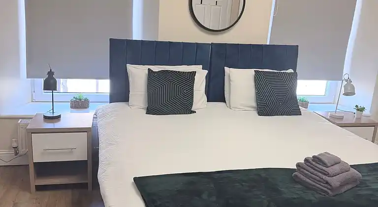 Apartment 3- 216 high Street