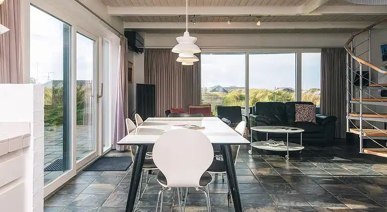 Sommerhus ved Rindby Strand