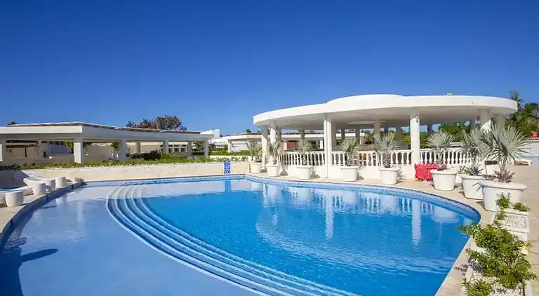 Bubble Glamping, Kingsize-Bett, wir haben 8 solcher