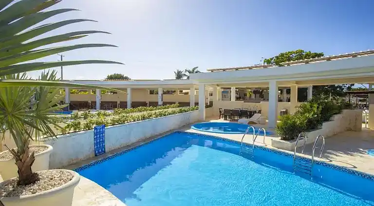 Bubble Glamping, Kingsize-Bett, wir haben 8 solcher