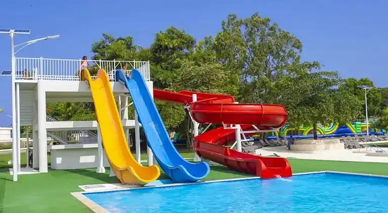 Bubble Glamping, Kingsize-Bett, wir haben 8 solcher