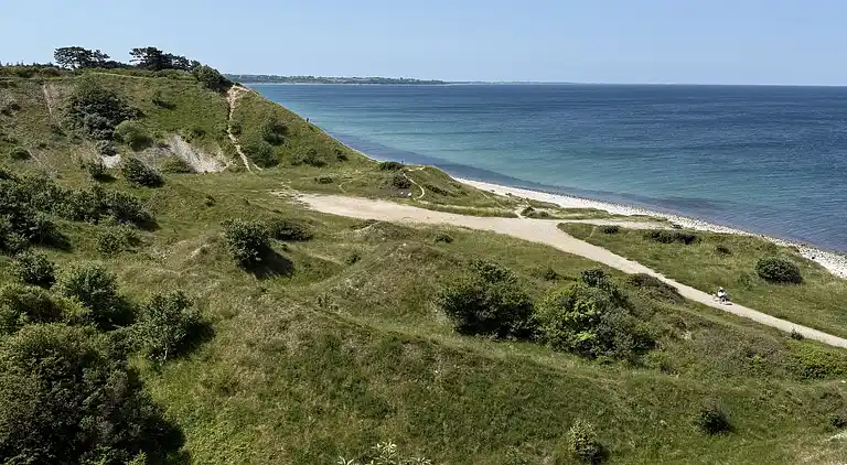 Hyggeligt sommerhus tæt på strand og natur
