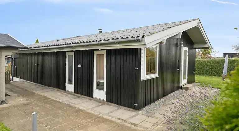 Lovely bright cottage near Karrebæksminde