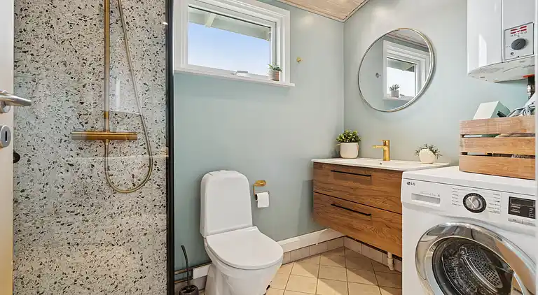 Lovely bright cottage near Karrebæksminde