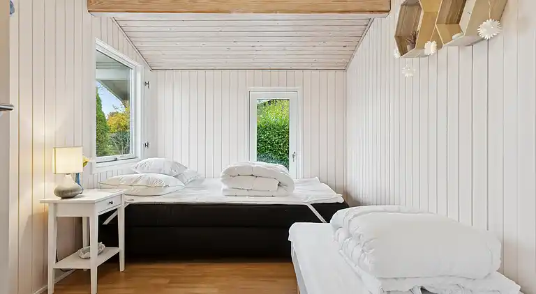 Lovely bright cottage near Karrebæksminde