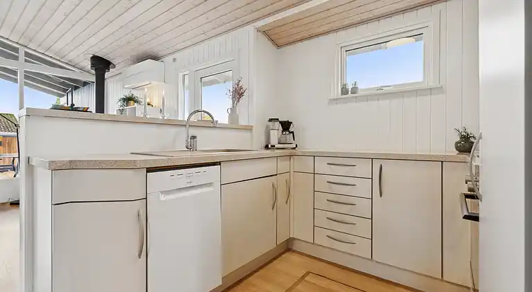 Lovely bright cottage near Karrebæksminde