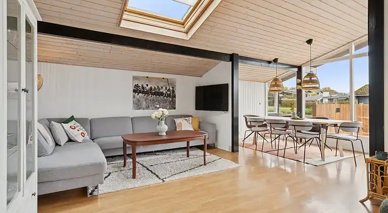 Lovely bright cottage near Karrebæksminde