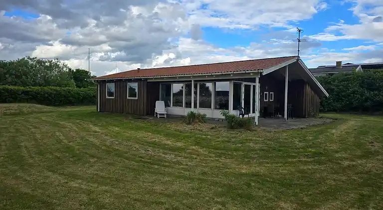Roligt sommerhus med havkig til Aarhus Bugt