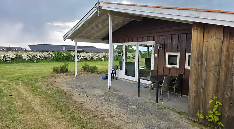 Roligt sommerhus med havkig til Aarhus Bugt