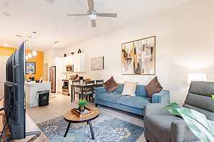 Riverwalk Luxury Haven Pool Kostenlose Parkplätze