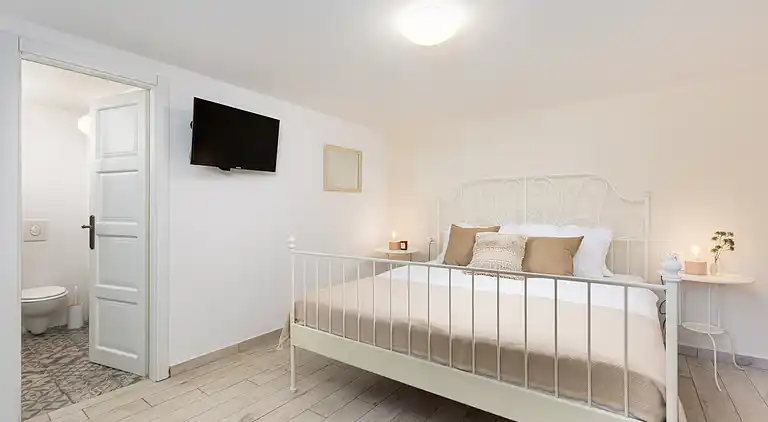 3-Zimmer-Haus mit Terrasse Garica, Krk (K-14278)