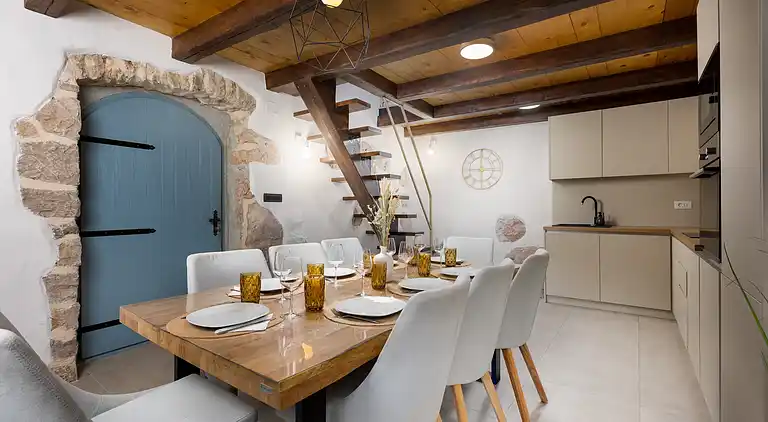 3-Zimmer-Haus mit Terrasse Garica, Krk (K-14278)