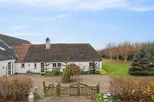 🐴 Ferie på landet i hyggeligt stuehus med heste