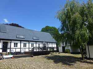 Stort Fritidshus. Midt Bornholm. 