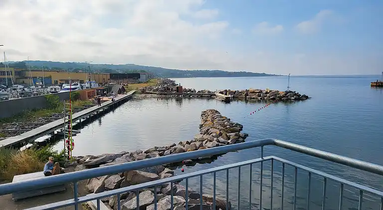 Nybygget sommerhus med havudsigt og spa