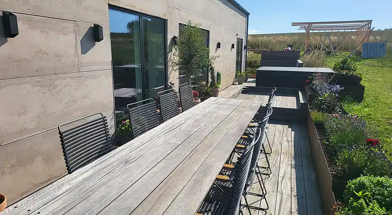 Nybygget sommerhus med havudsigt og spa