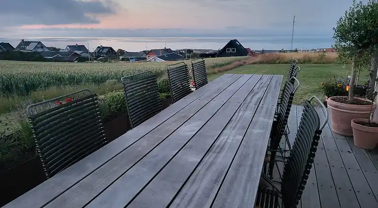 Nybygget sommerhus med havudsigt og spa