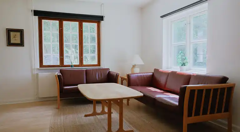 Lys og moderne feriebolig nær Hindemae Gods