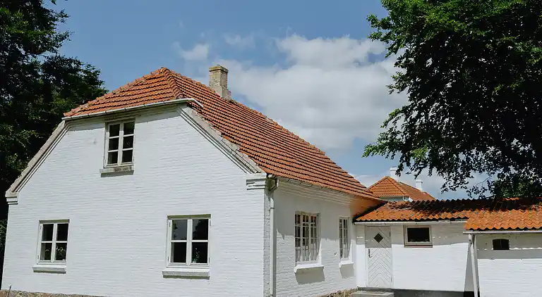 Lys og moderne feriebolig nær Hindemae Gods