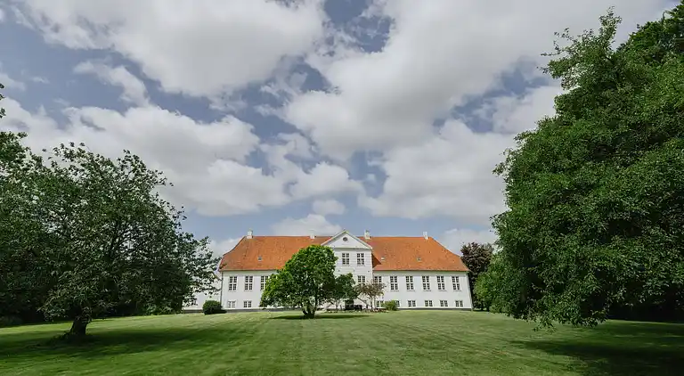 Hindemae Gods til ferie og arrangementer