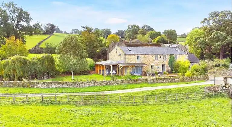 Amazing country retreat, hot tub