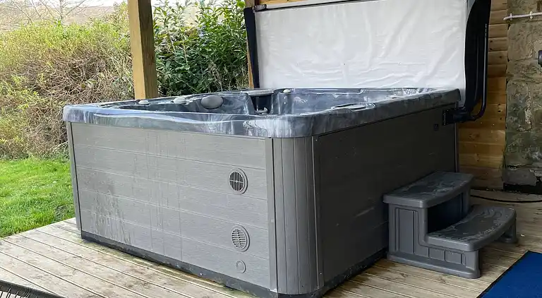 Amazing country retreat, hot tub