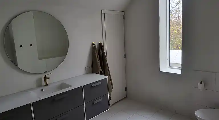 Udsigtslejlighed tæt på vandet i Allinge