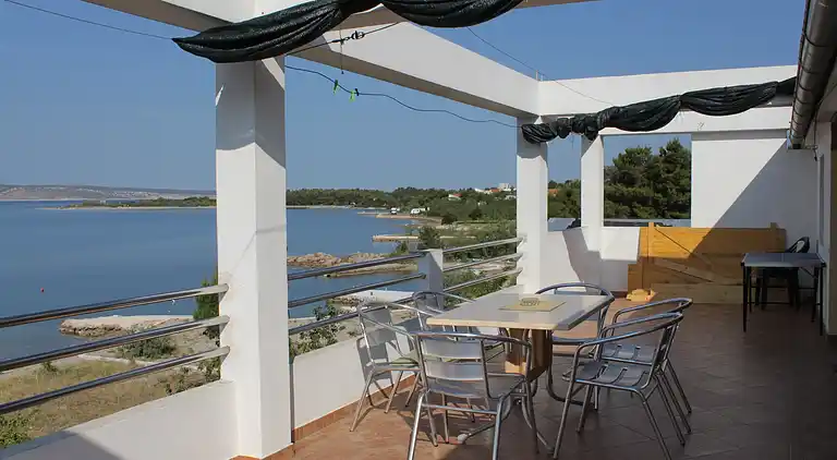 Two bedroom apartment near beach Seline, Paklenica