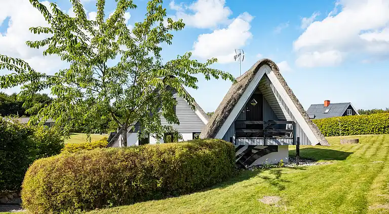 Idyllisches Ferienhaus mit Meerblick