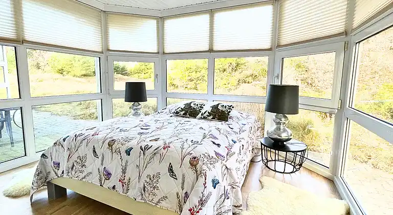 Maison élégante avec vue sur site protégé