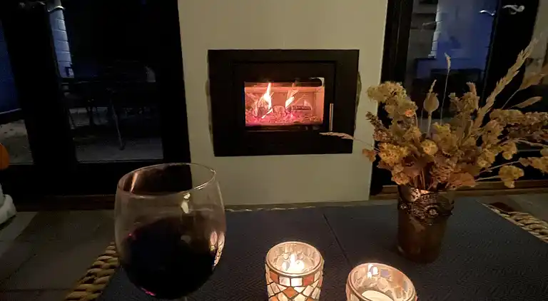 Ferienhaus mit Pool, Terrassen und Strandnähe