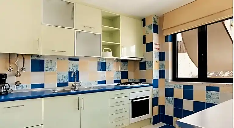 Charmantes 2-Zimmer-Maisonette-Apartment in Orada,