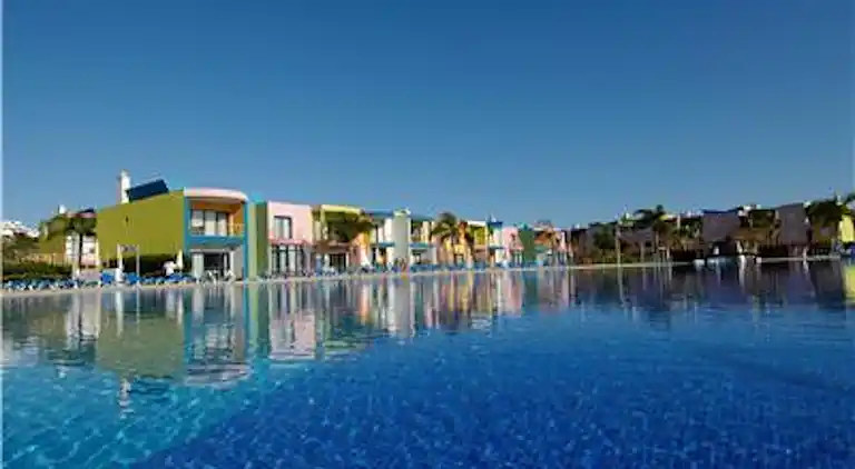 Charmantes 2-Zimmer-Maisonette-Apartment in Orada,