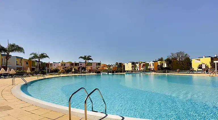 Charmantes 2-Zimmer-Maisonette-Apartment in Orada,