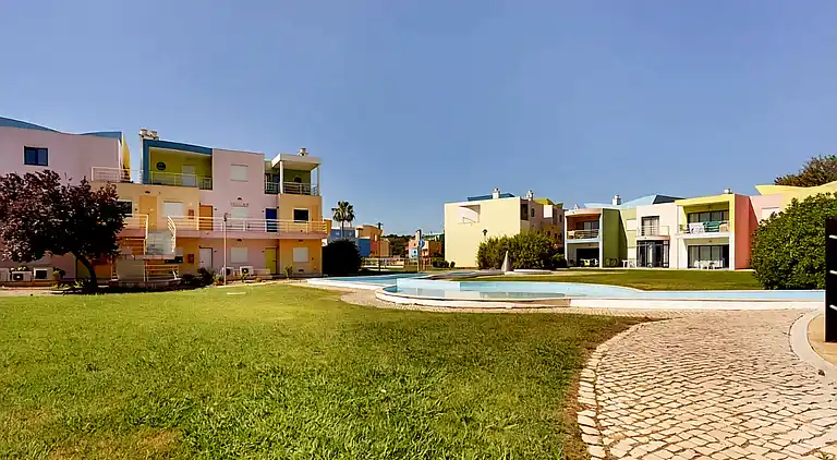 Charmantes 2-Zimmer-Maisonette-Apartment in Orada,