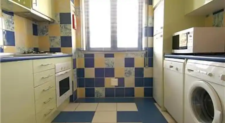 Charmantes 2-Zimmer-Maisonette-Apartment in Orada,