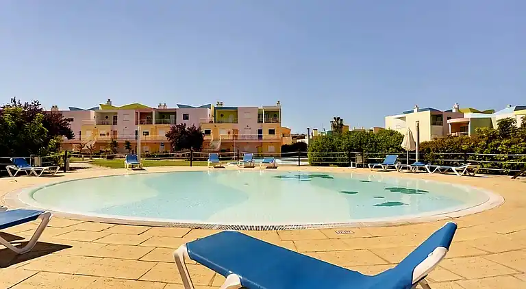 Charmantes 2-Zimmer-Maisonette-Apartment in Orada,